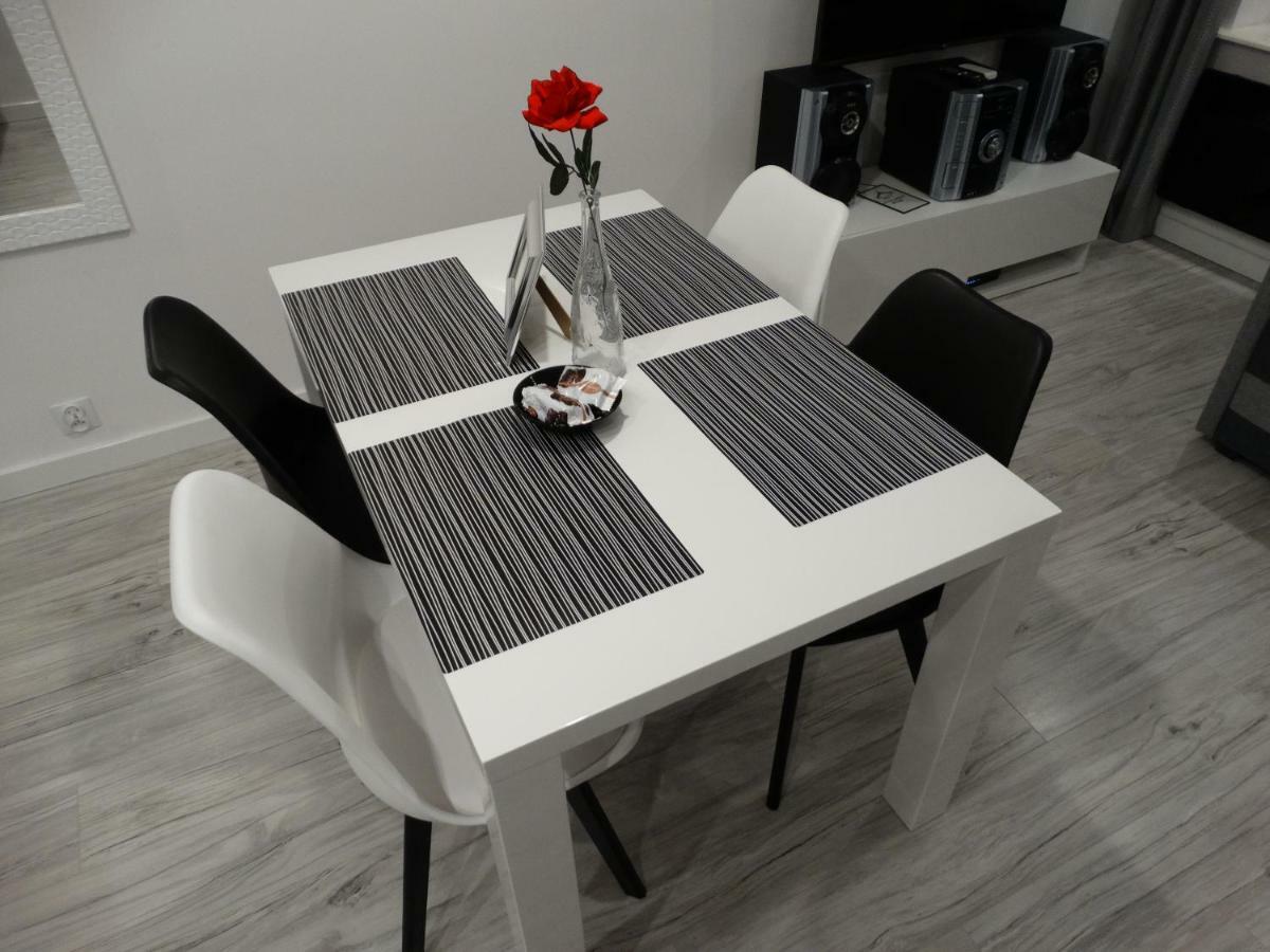 Stary Toruń Apartament "Eli" מראה חיצוני תמונה